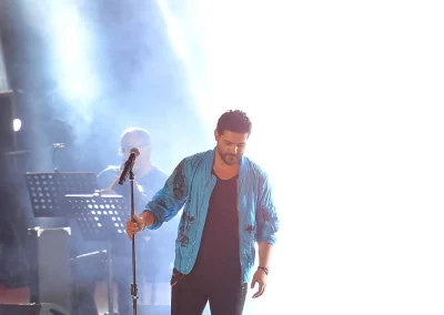 nasif zaitoun on stage photo