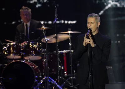 stars on stage photos